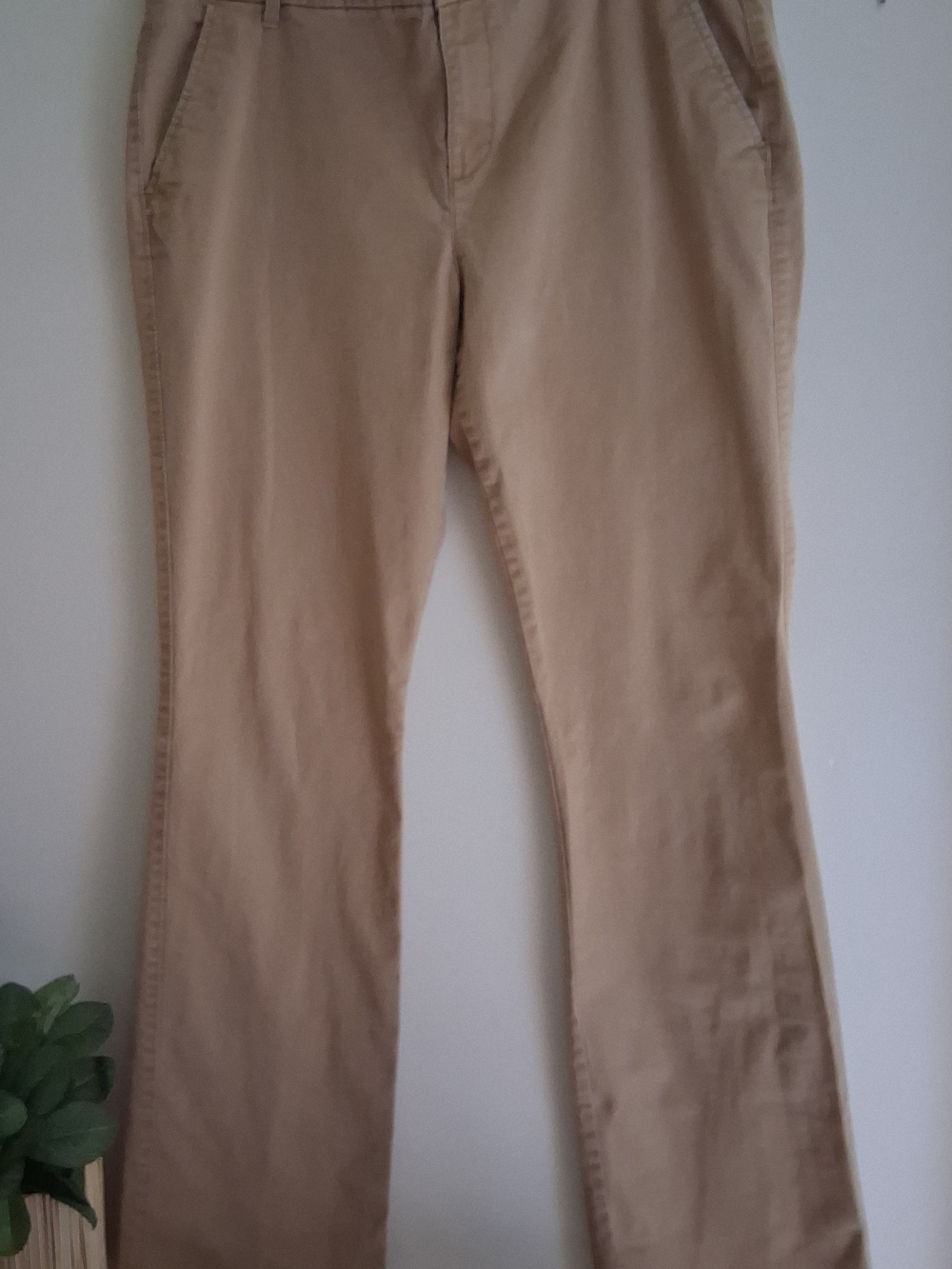 Old Navy Women's Wide Leg Jeans in Tan